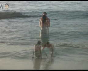 Phoebe Cates - Private School - Film nackt