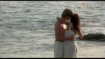 Phoebe Cates - Private School - Film nackt