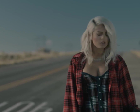 Bebe's Boobs - Film nackt