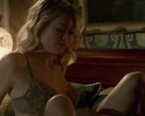 Yvonne Strahovski nude - Manhattan Night (2016)