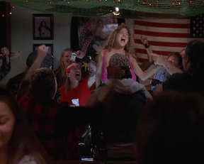 Selma Blair Is Bigger Than You Thought In A Dirty Shame - Film nackt