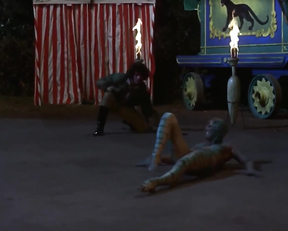 Serena Weber Painted Plot In Vampire Circus - Film nackt