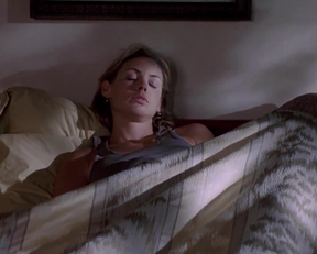 Olivia D'Abo, Lora Zane And Laila Robins - Live Nude Girls - Film nackt