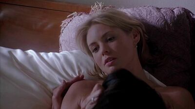 Olivia D'Abo, Lora Zane And Laila Robins - Live Nude Girls - Film nackt