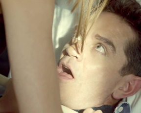 Tatiana Maslany - Orphan Black - S04E10 - Film nackt