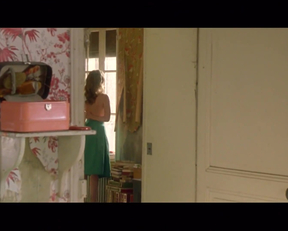 Léa Seydoux - Roses à Crédit - Film nackt