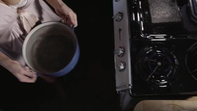 Charlotte McKinney's Plot In A Music Video - Film nackt