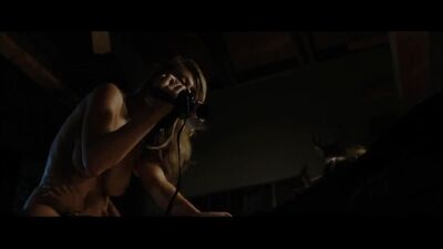 Julianna Guill - Film nackt