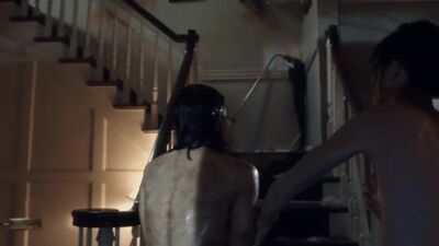 Mackenzie Davis Nip Slip In Freaks Of Nature - Film nackt