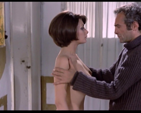 Edwige Fenech - Il Tuo Vizio è Una Stanza Chiusa E Solo Io Ne Ho La Chiave - Film nackt