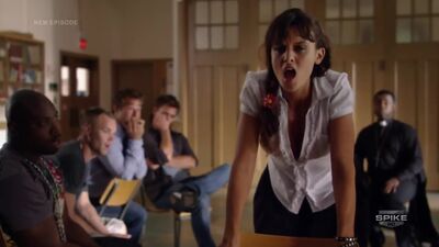 Frankie Shaw Shaking The Plot Of Blue Mountain State - Film nackt