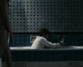 Teresa Palmer In 'Restraint' - Film nackt