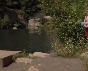 Juno Temple, Julia Garner - One Percent More Humid - Film nackt