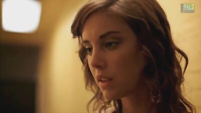 Heather Graham And Jessica Stroup Advance The Plot In A Hallway In Broken - Film nackt
