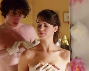 Lyndsy Fonseca Handbra Plot In Kick-Ass - Film nackt