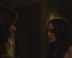 Lesbian And Thong Plot In Last Night's Episode Of Mr. Robot - Film nackt