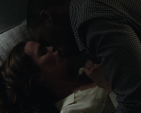 Elizabeth Reaser In Easy 02/02 - Film nackt