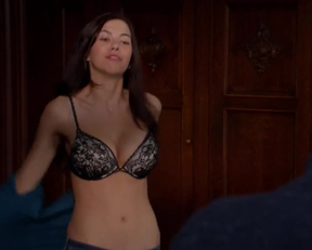 Laura Carswell In Perception - Film nackt