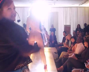 Leslie Bibb In 'Salem Rogers' - Film nackt