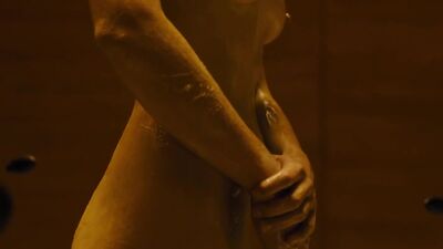Sallie Harmsen-Blade Runner 2049 - Film nackt