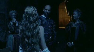 Emily Blunt Topless In Henry VIII - Film nackt