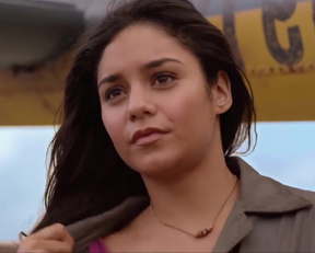 Vanessa Hudgens - Journey 2 - Film nackt