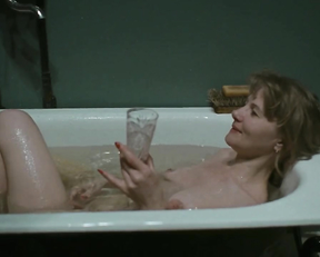 Olga Shkabarnya, Natalia Berezhnaya - DAU. Natasha (2020)