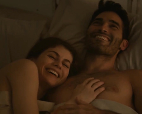 Alexandra Daddario naked - Can You Keep a Secret (2019)
