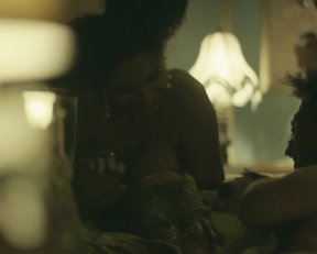 Paulina Davila,Teresa Ruiz, Solana Azulay - Aqui en la Tierra s01 (2018)