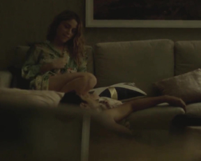 Paulina Davila,Teresa Ruiz, Solana Azulay - Aqui en la Tierra s01 (2018)