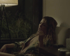 Paulina Davila,Teresa Ruiz, Solana Azulay - Aqui en la Tierra s01 (2018)