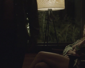 Paulina Davila,Teresa Ruiz, Solana Azulay - Aqui en la Tierra s01 (2018)