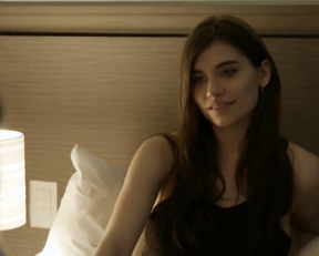 Eva de Dominici naked - La fragilidad de los cuerpos s01 (2017)