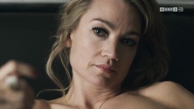 Lisa Maria Potthoff naked - Carneval (2018)