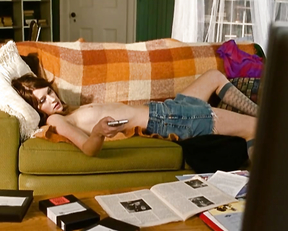 Polly Shannon nude - Lie with Me (2005)