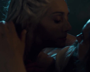 Lucrezia Guidone, Manuela Mandracchia - Luna Nera s01e02 (2020)