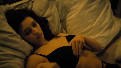 Mathilde Irrmann, Paula Beer, Desiree Nosbusch - Bad Banks s02 (2020)