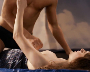 Merle Peters nude - Der Lehrer s08e06 (2020)