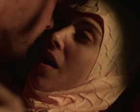 Alison Brie nude - Horse Girl (2020)