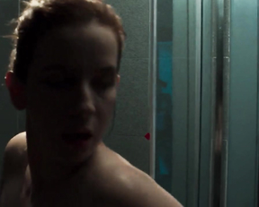 Anna Fixova nude - Vysoka hra s01e02 (2020)