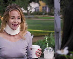 Isabelle Chester, Yasmin Lee, Natasha Blasick - Loves Me, Loves Me Not (2019)