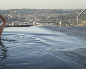 Isabelle Chester, Yasmin Lee, Natasha Blasick - Loves Me, Loves Me Not (2019)