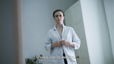 Jordan Frye topless - Blink (2019)