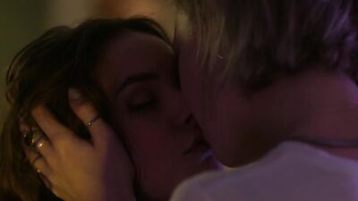 Sarah Mahita, Emma Drogunova - Bonnie and Bonnie (2019)