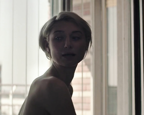 Elizabeth Debicki nude - The Burnt Orange Heresy (2019)