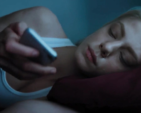 Alyona Mikhailova nude - Lyubi ikh vsekh (2019)