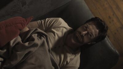 Trix Vivier nude - Trackers s01e05 (2019)