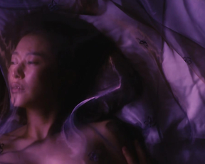 Ye Ji-won (Ji-won Ye) naked - Invitation (2019)