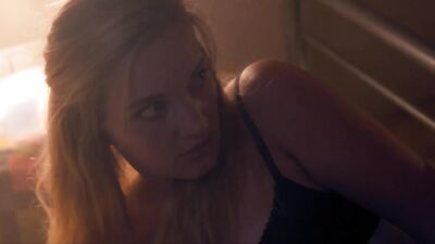 Karolina Safrankova naked - Party Hard (2019)