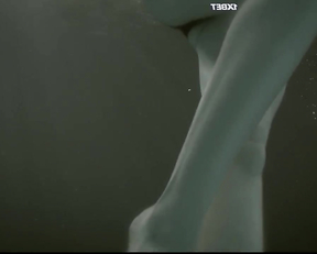 Johana Fragoso Blendl nude - Asfixia (2019)